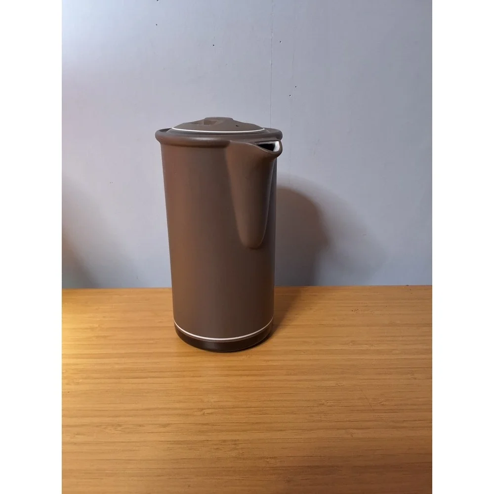 1970's Arita Genesis MCM Stoneware‎ Coffee Pot. Made In Japan. Approx. 8.5